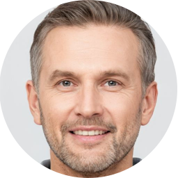 Антон Крылов